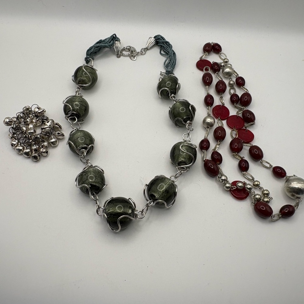 Elegant Glass Beaded Necklace Set